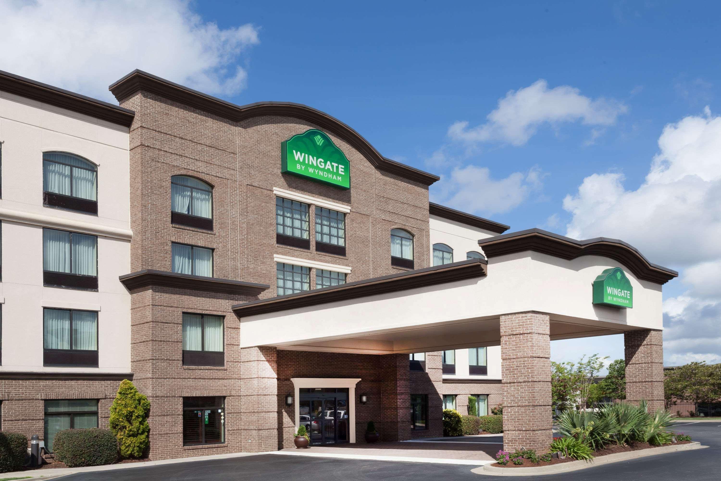 Wingate By Wyndham Columbia/Lexington Hotel Exterior photo